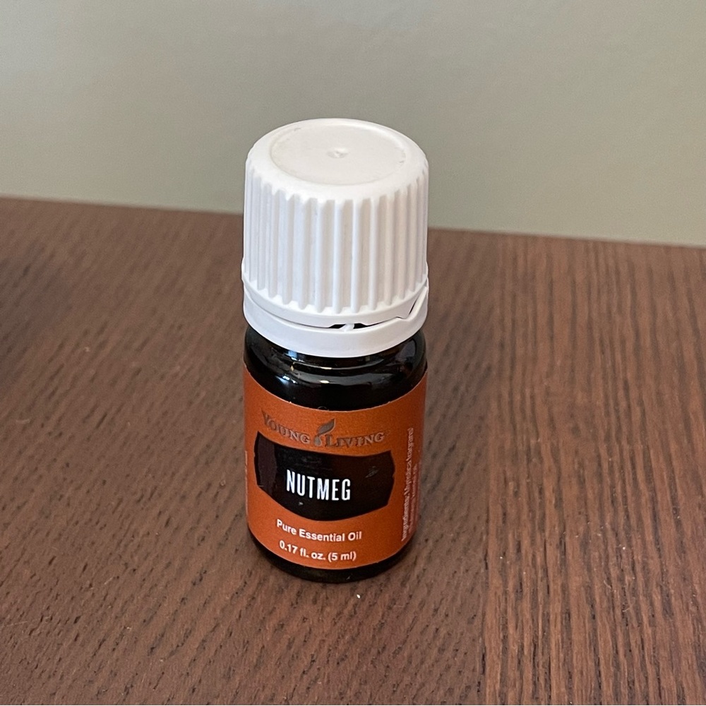 YOUNG LIVING Nutmeg Essential Oil 5ml